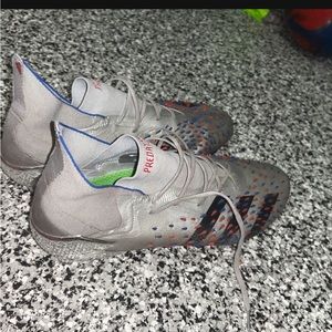 Adidas predators size 10.5